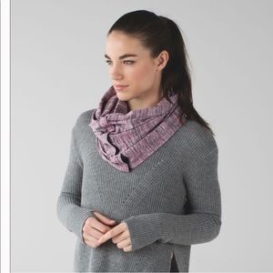 Lululemon Vinyasa Scarf